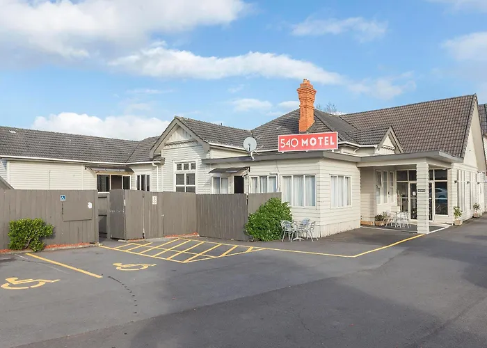 540 On Great South Motel
